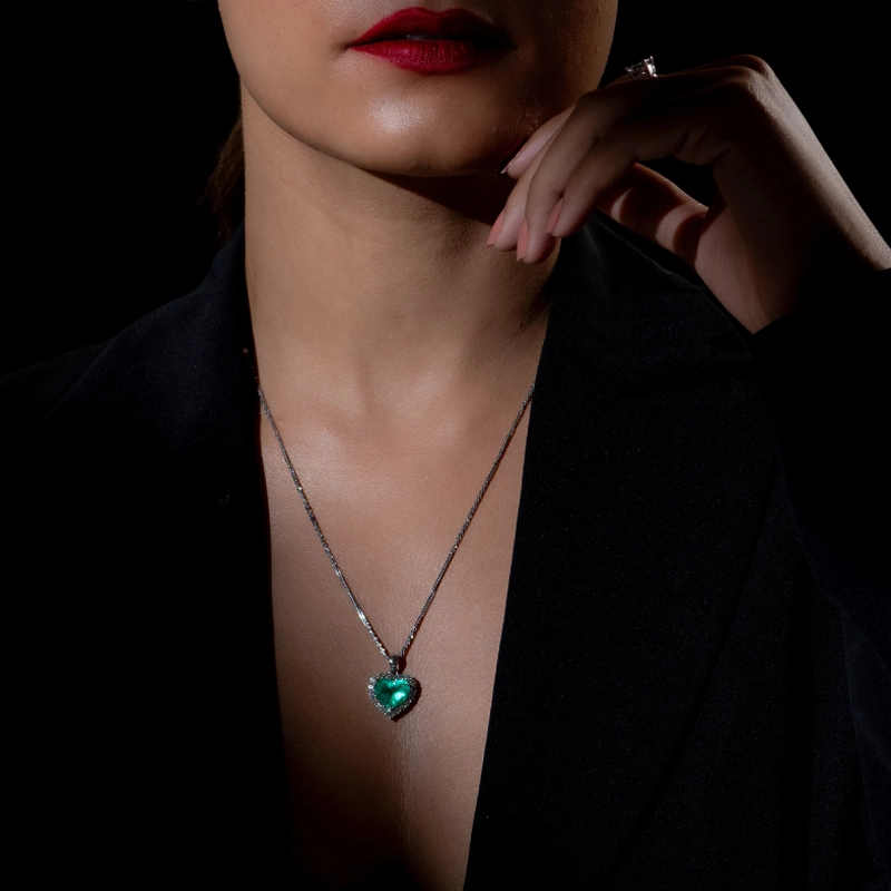 Emerald Heart Elegance Necklace and Earing Set